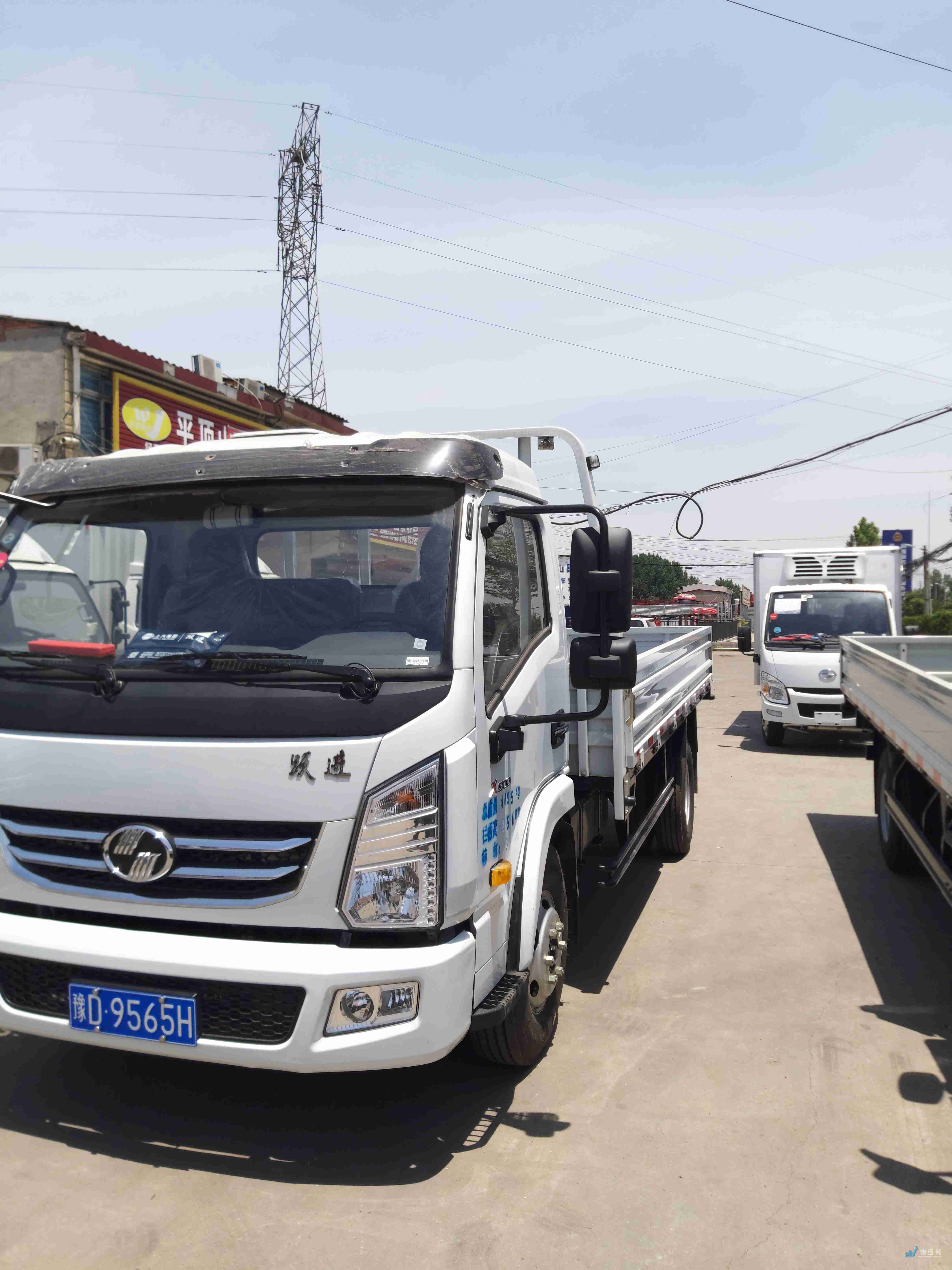 找平顶山平板车的大货车拉货_平顶山平板车出租-物通网