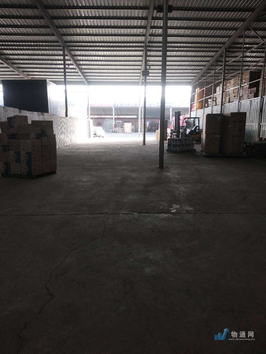 呼和浩特虎军货运中心门头照