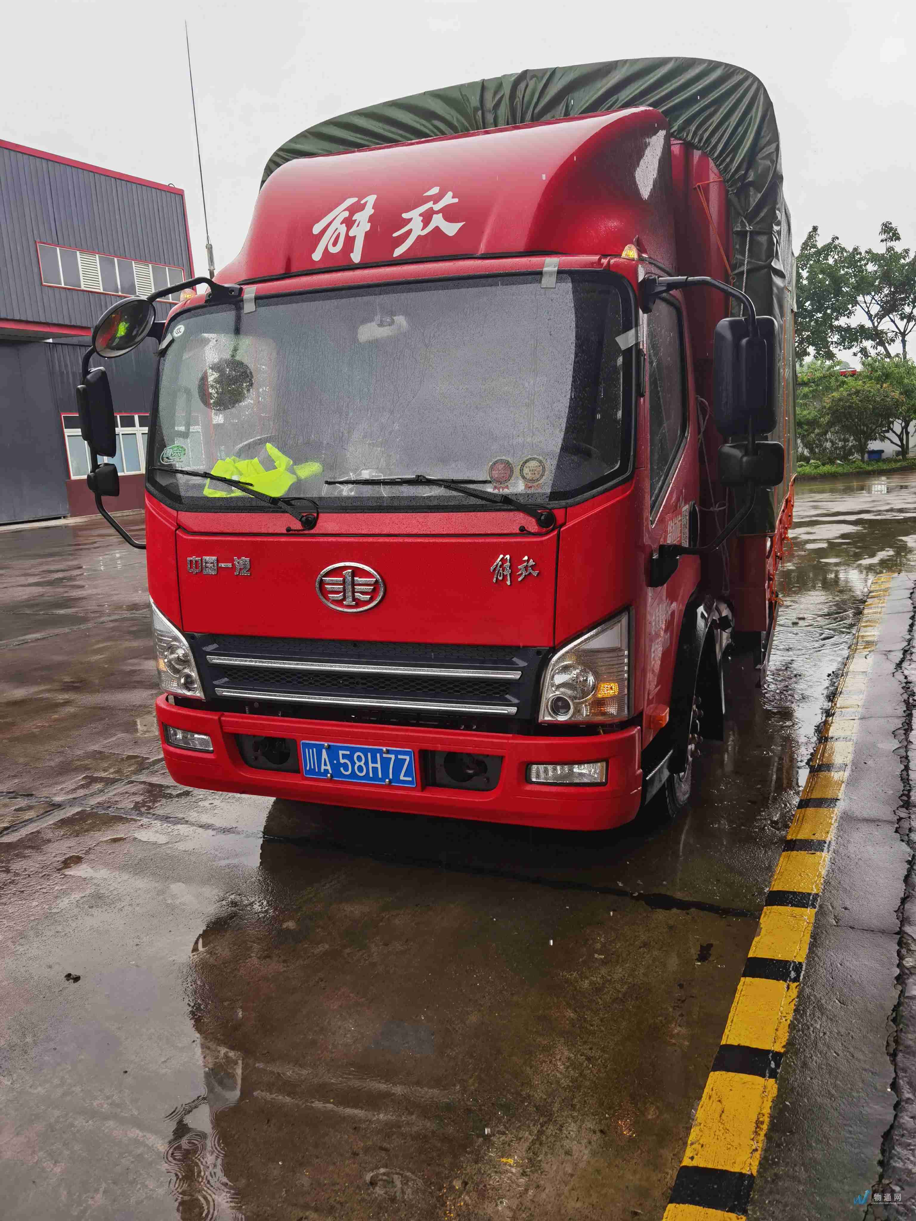 找自贡高栏车的大货车拉货_自贡高栏车出租-物通网