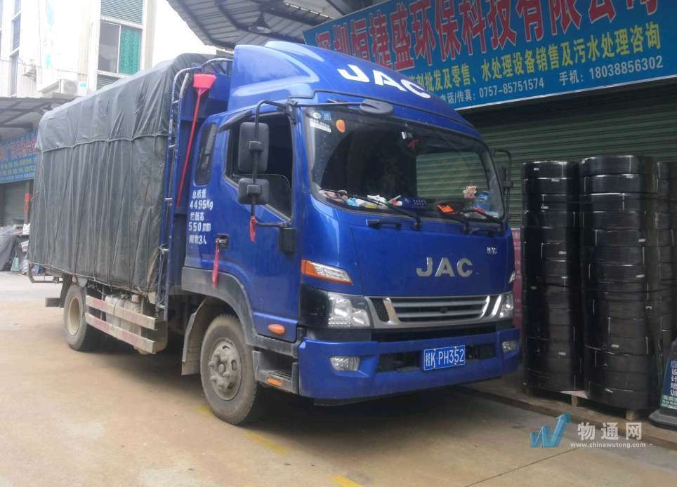 找梧州高栏车的大货车拉货_梧州高栏车出租-物通网