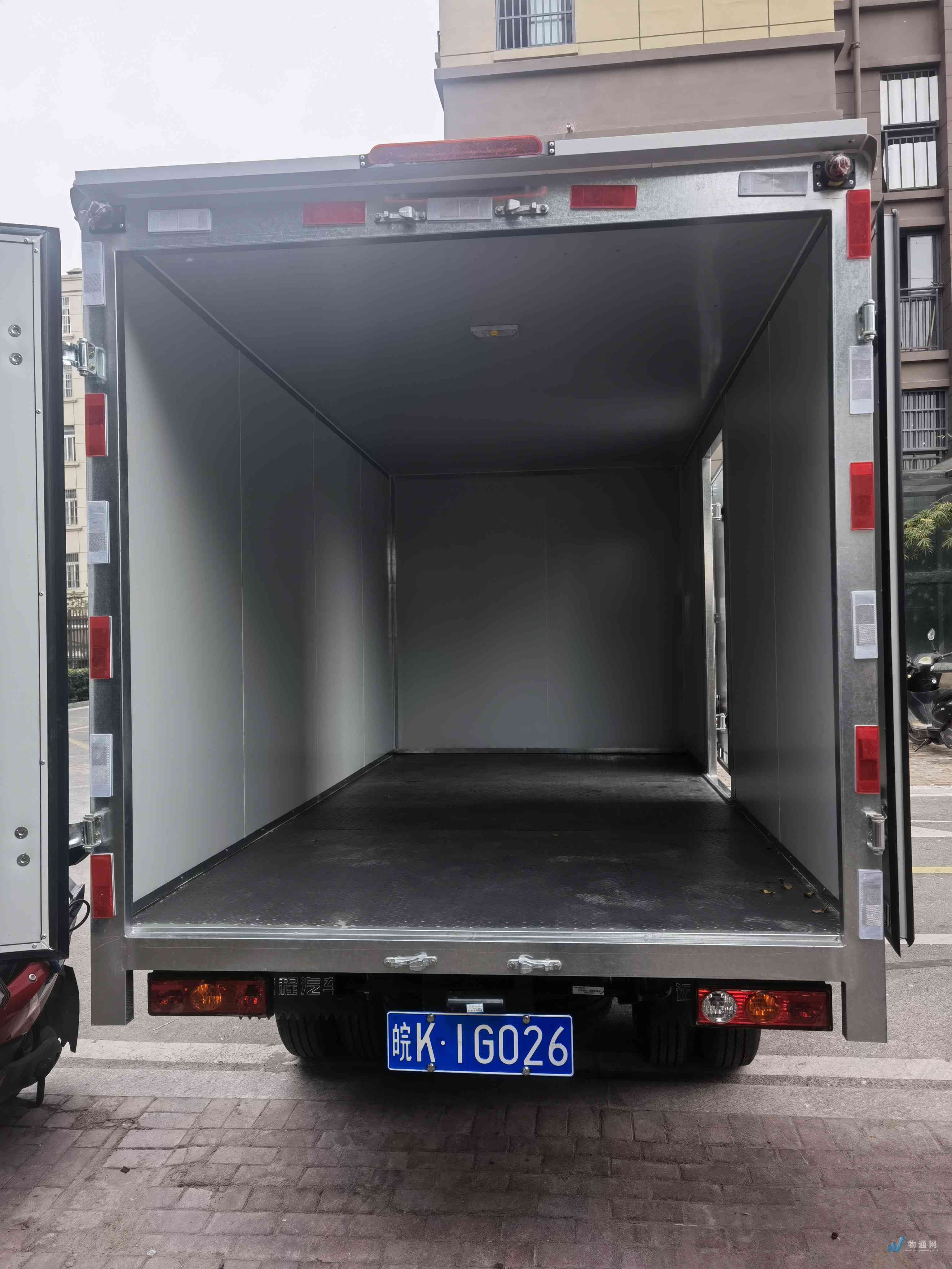 找阜阳厢式货车拉货