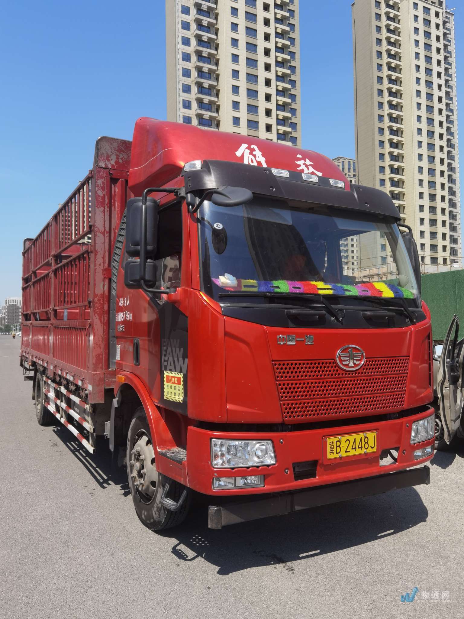 找唐山高栏车的大货车拉货_唐山高栏车出租-物通网