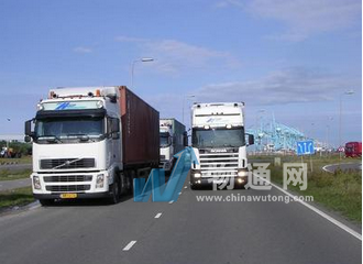 乌鲁木齐宏易捷程物流有限公司门头照