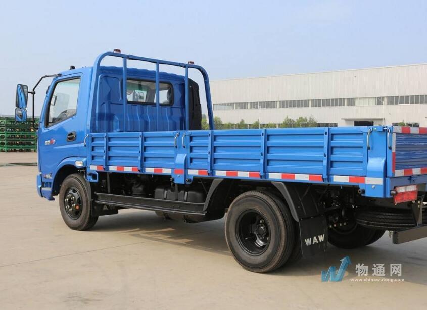 北京鹏霞货运中心门头照